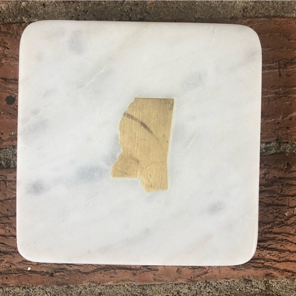 The Royal Standard White Marble Coaster with State of Mississippi Emblem in Gold